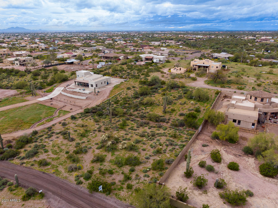 1800 North Hilton Road Apache Junction, AZ 85119 - Photo 3 of 4 04- Hilton