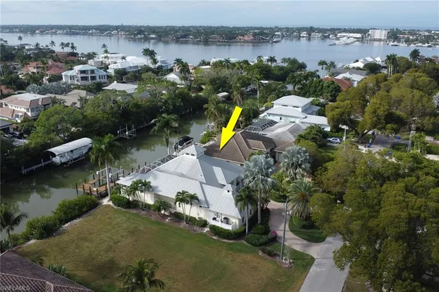 $4,349,000 | 1510 Chesapeake Avenue, Naples, FL 34102