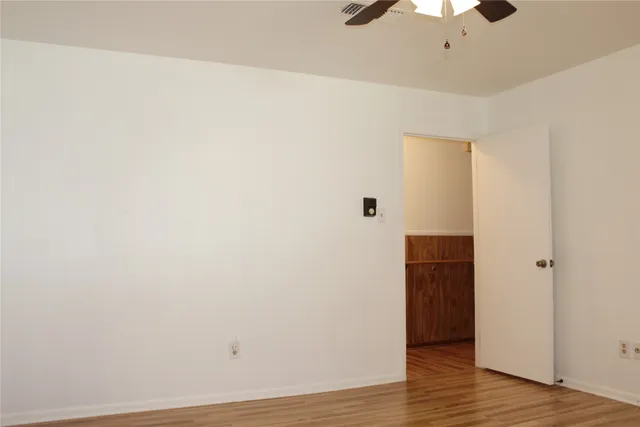 $2,500 | 218 Smith Street, Columbus, TX 78934