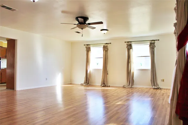 $2,500 | 218 Smith Street, Columbus, TX 78934