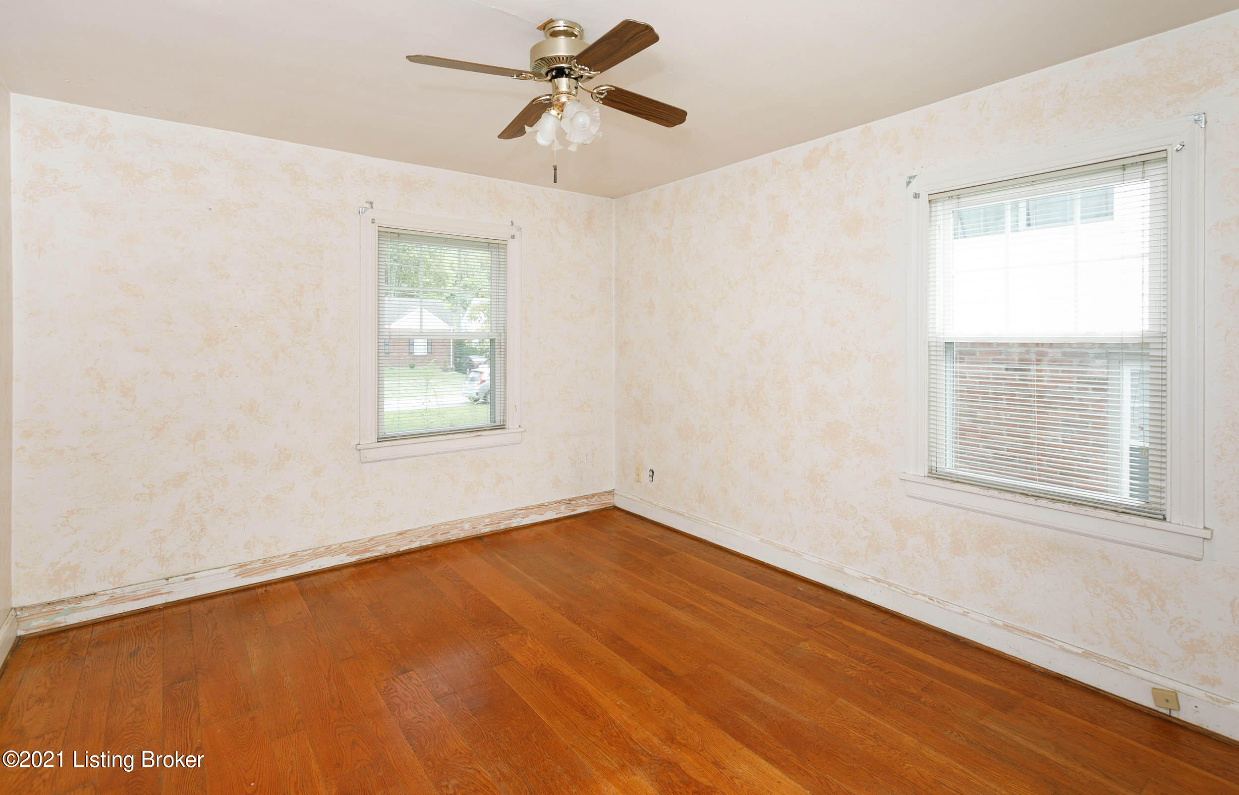 4007 Springhill Road Louisville, KY 40207 - Photo 21 of 30 019