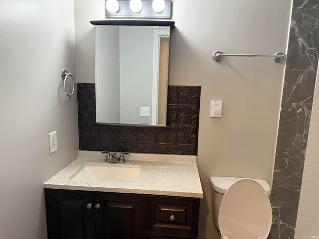 $675,000 | 1127 Southampton Drive, Decatur, IN 46733