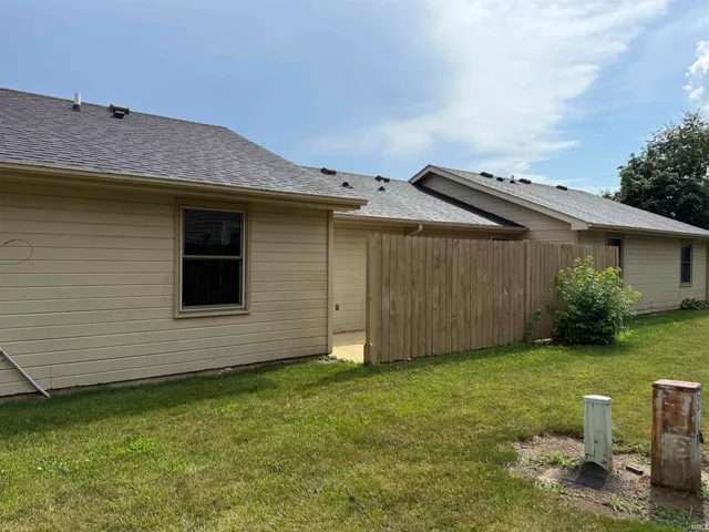 $675,000 | 1127 Southampton Drive, Decatur, IN 46733