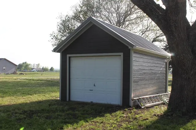 $540,000 | 2096 Indian Road, Fort Scott, KS 66701