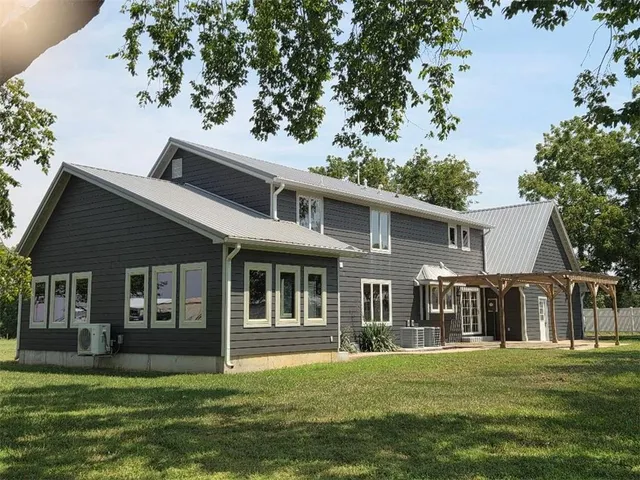 $540,000 | 2096 Indian Road, Fort Scott, KS 66701