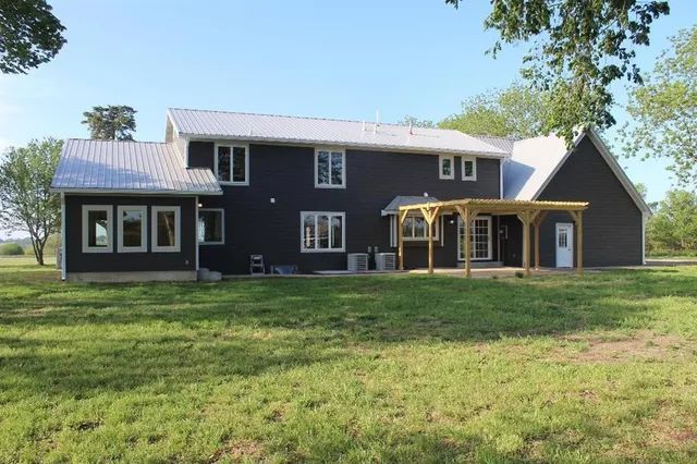 $540,000 | 2096 Indian Road, Fort Scott, KS 66701