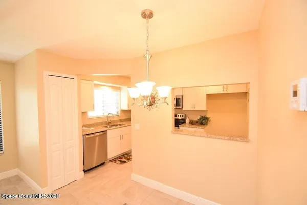 $1,500 | 670 Cedar Side Circle Northeast, Palm Bay, FL 32905