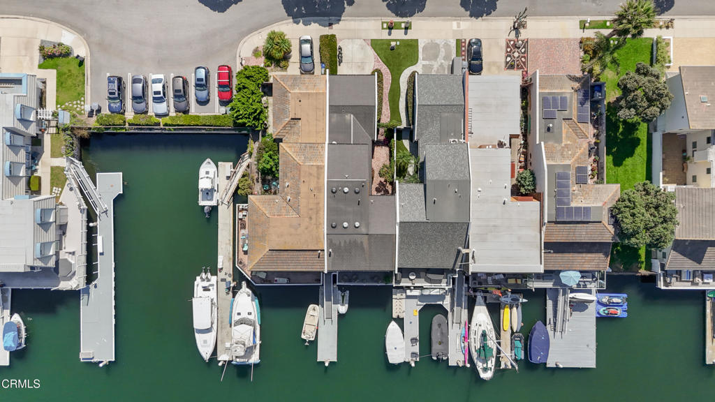 4505 Gateshead Bay Oxnard, CA 93035 - Photo 40 of 41 a view of multiple houses with yard