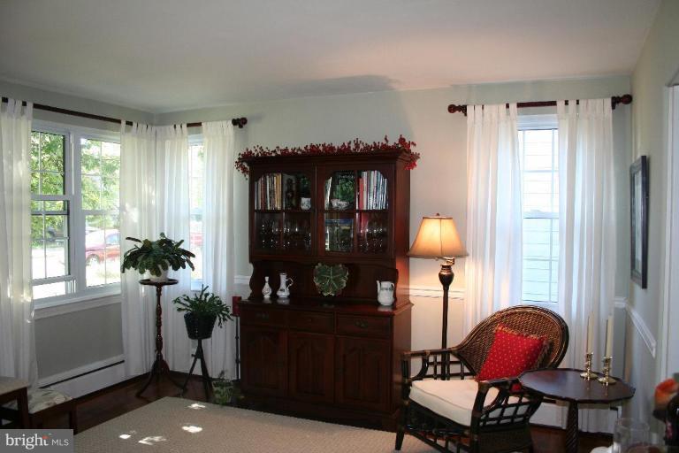 304 Upland Road Pikesville, MD 21208 - Photo 4 of 28 Living Room #2