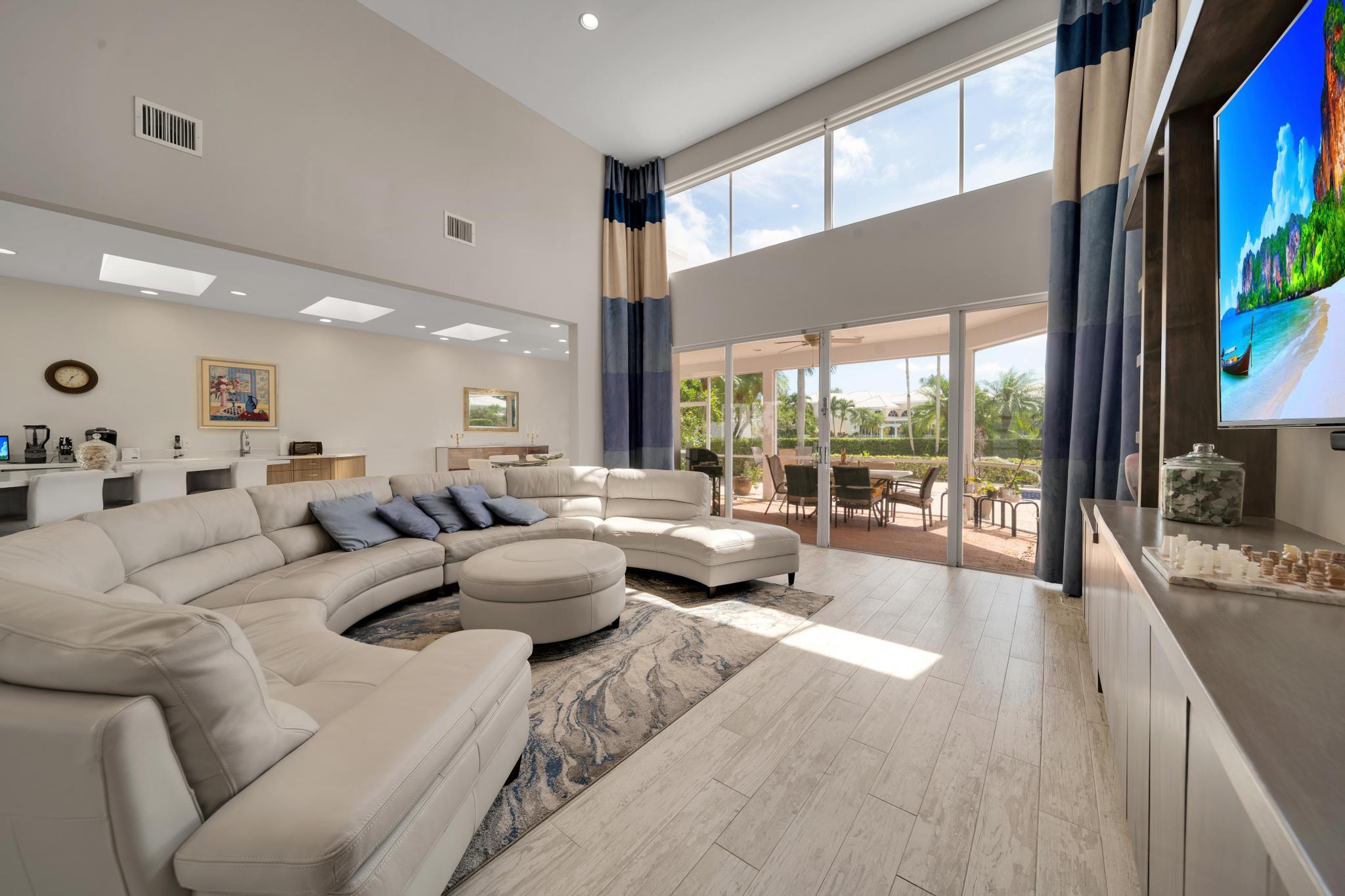 5358 Ascot Bend Road Boca Raton, FL 33496 - Photo 9 of 55 Living Room