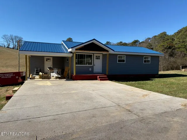 $385,900 | 1087 Harmon Road, New Tazewell, TN 37825