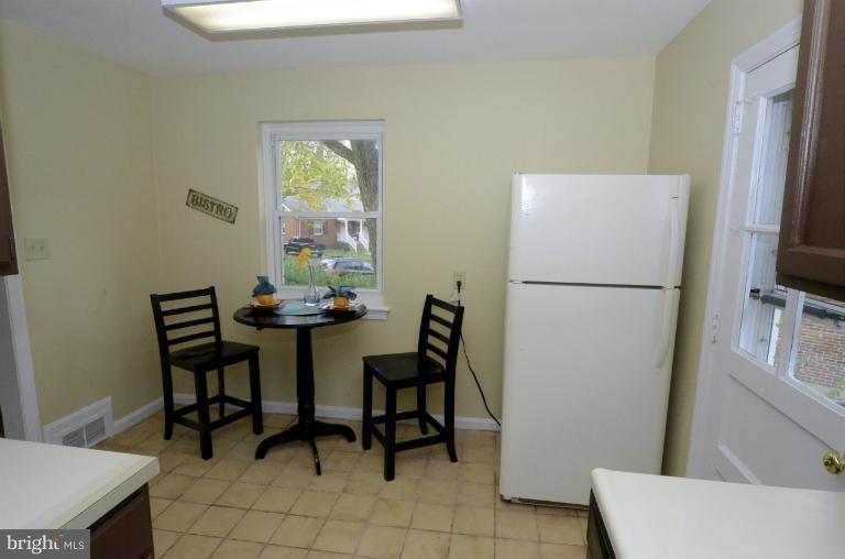 2323 Arthur Avenue Silver Spring, MD 20902 - Photo 6 of 18 Kitchen