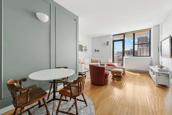 $6,250 | 352 Cathedral Parkway, Unit 12C | Upper West Side