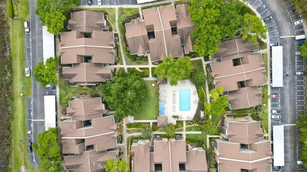 aerial view of multiple house with outdoor space
