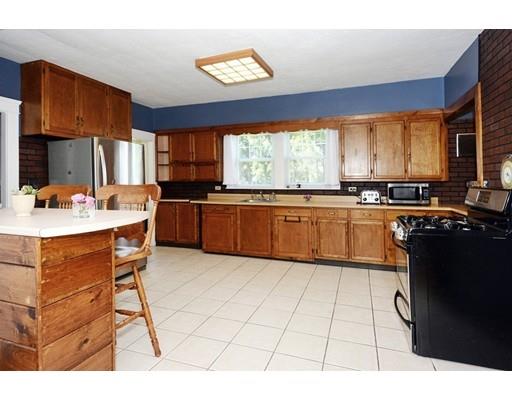 2 Ascadilla Road Worcester, MA 01606 - Photo 9 of 28 Gallery Image 9