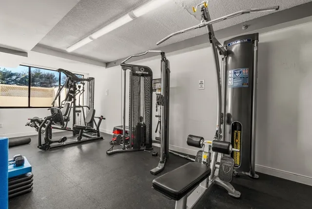 $1,100,000 | 250 Hammond Pond Parkway, Unit 1205N, Newton, MA 02467