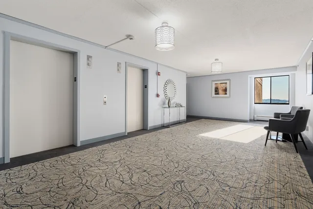 $1,100,000 | 250 Hammond Pond Parkway, Unit 1205N, Newton, MA 02467