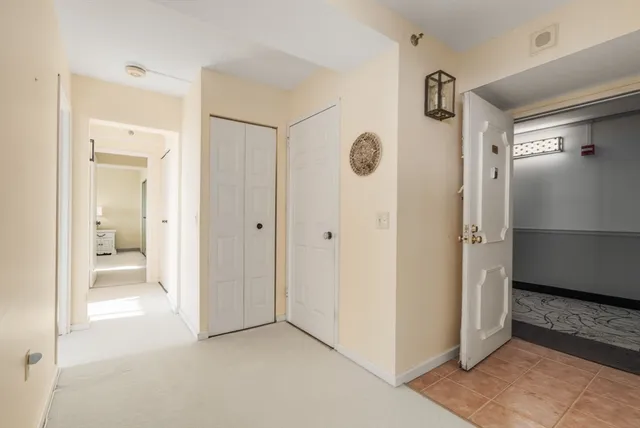 $1,100,000 | 250 Hammond Pond Parkway, Unit 1205N, Newton, MA 02467