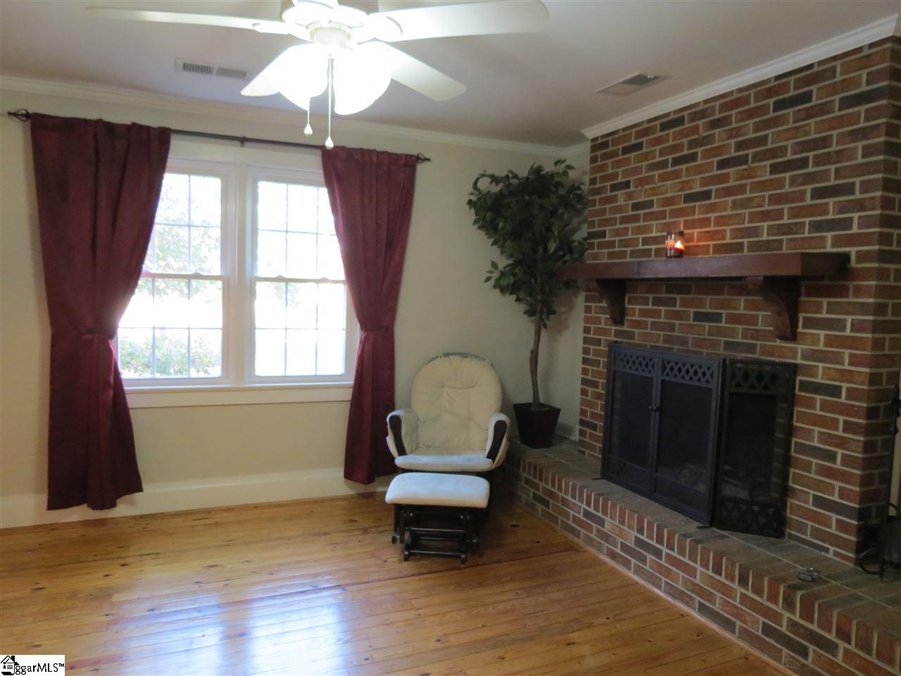 312 Bishops Branch Road Pendleton, SC 29670 - Photo 3 of 36