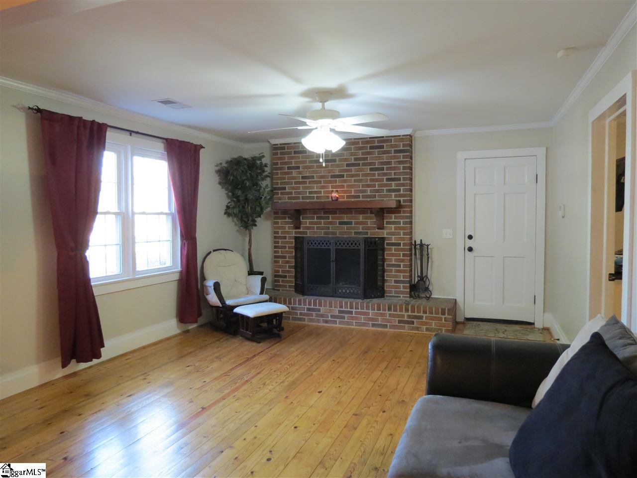 312 Bishops Branch Road Pendleton, SC 29670 - Photo 4 of 36