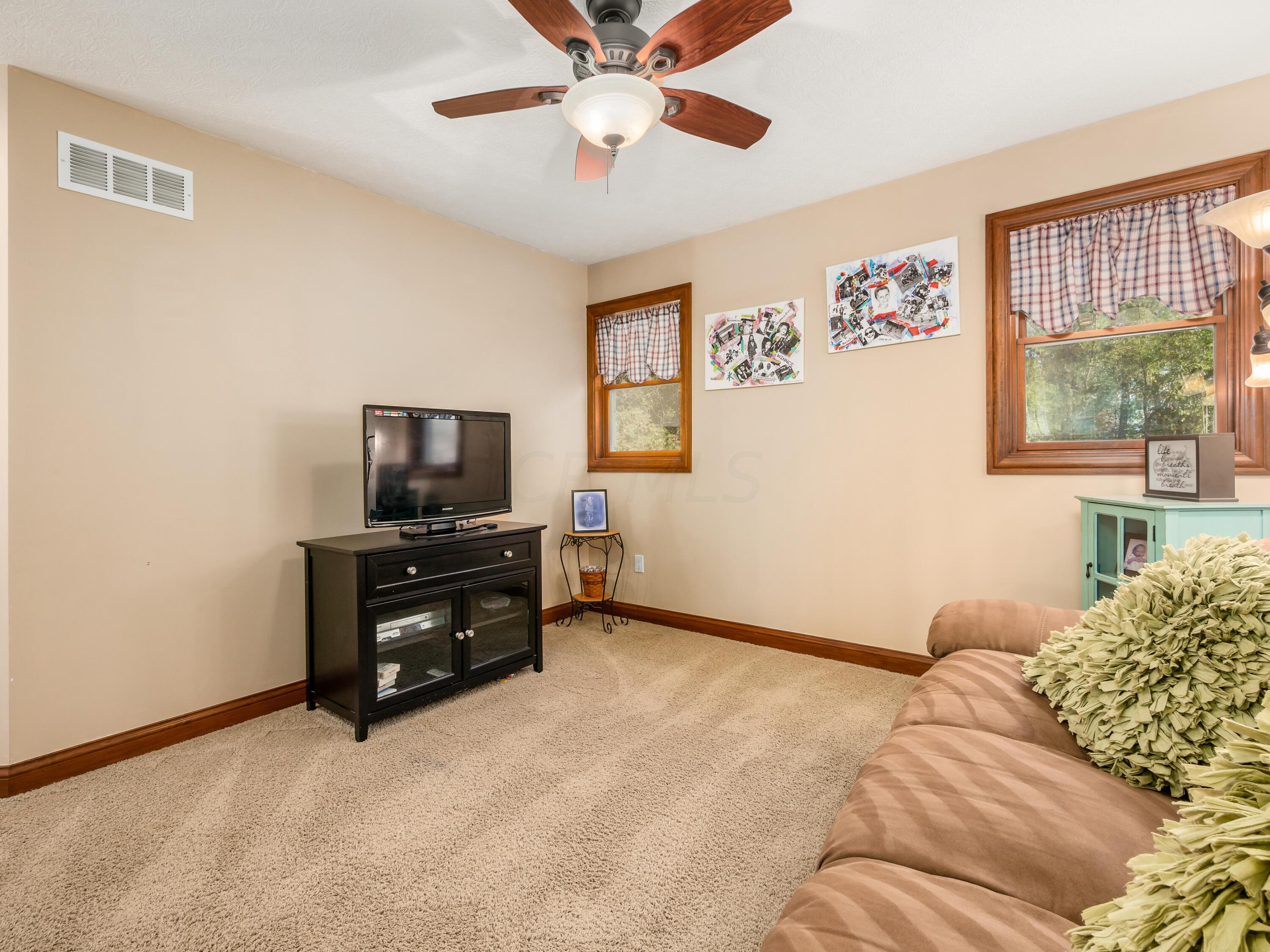 7071 Lewis Center Road Galena, OH 43021 - Photo 28 of 55 i_7071_Lewis_Center_Road_123