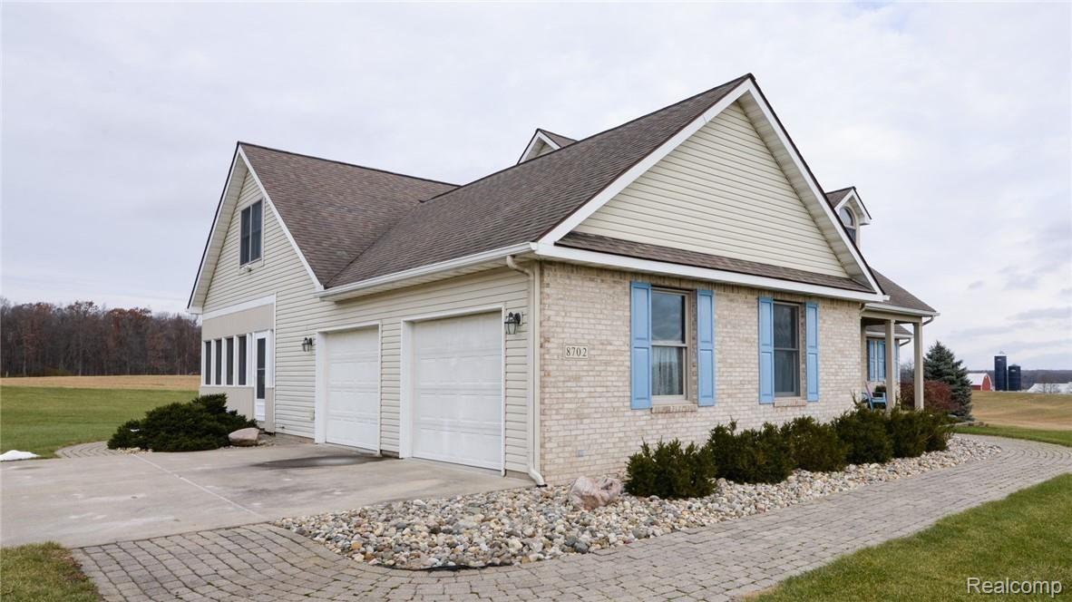 8702 Gross Road Dexter, MI 48130 - Photo 9 of 72 008_55.jpg