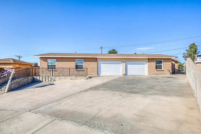$479,000 | 293 Atlantic Road, Unit A & B, El Paso, TX 79922