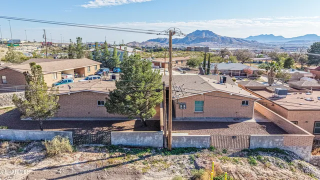 $468,500 | 293 Atlantic Road, Unit A & B, El Paso, TX 79922