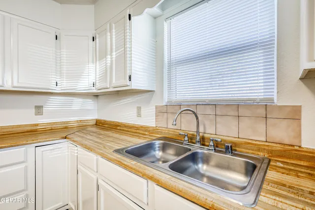 $468,500 | 293 Atlantic Road, Unit A & B, El Paso, TX 79922