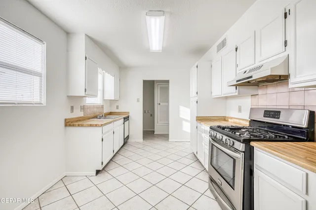 $468,500 | 293 Atlantic Road, Unit A & B, El Paso, TX 79922