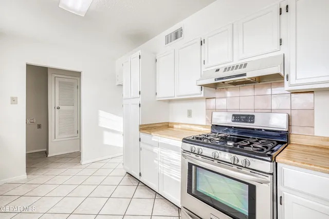 $468,500 | 293 Atlantic Road, Unit A & B, El Paso, TX 79922