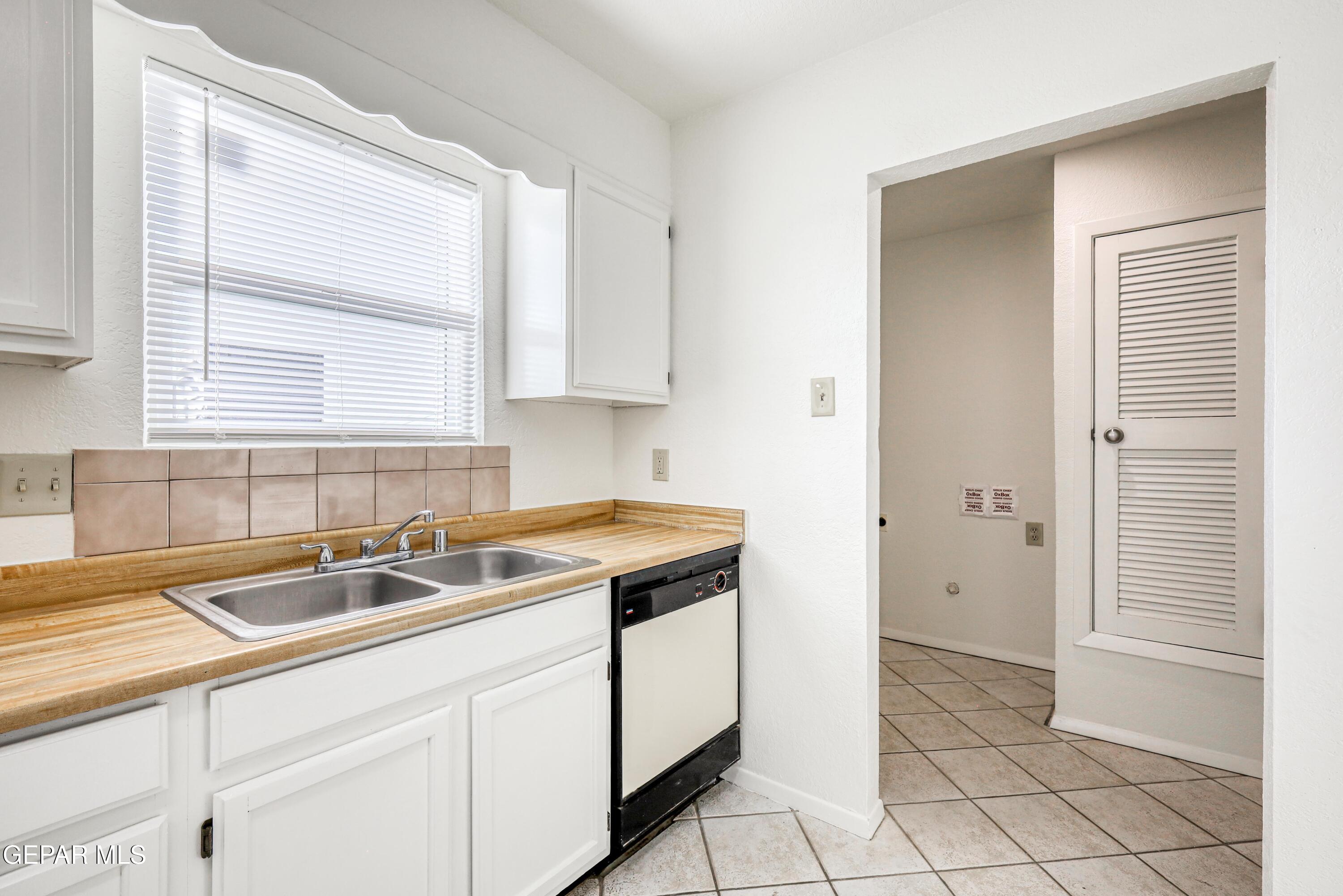 293 Atlantic Road, Unit A & B El Paso, TX 79922 - Photo 77 of 111 IMG_7121_HDR