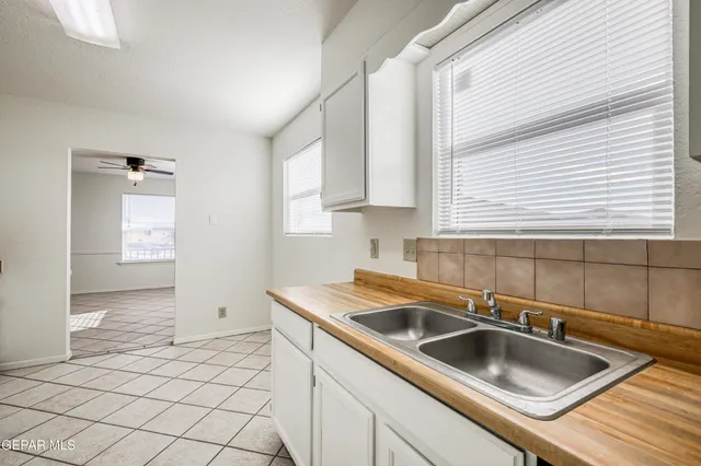 $468,500 | 293 Atlantic Road, Unit A & B, El Paso, TX 79922