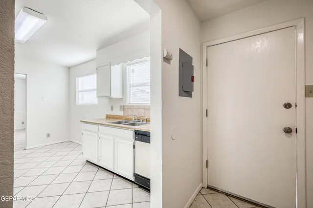 $468,500 | 293 Atlantic Road, Unit A & B, El Paso, TX 79922