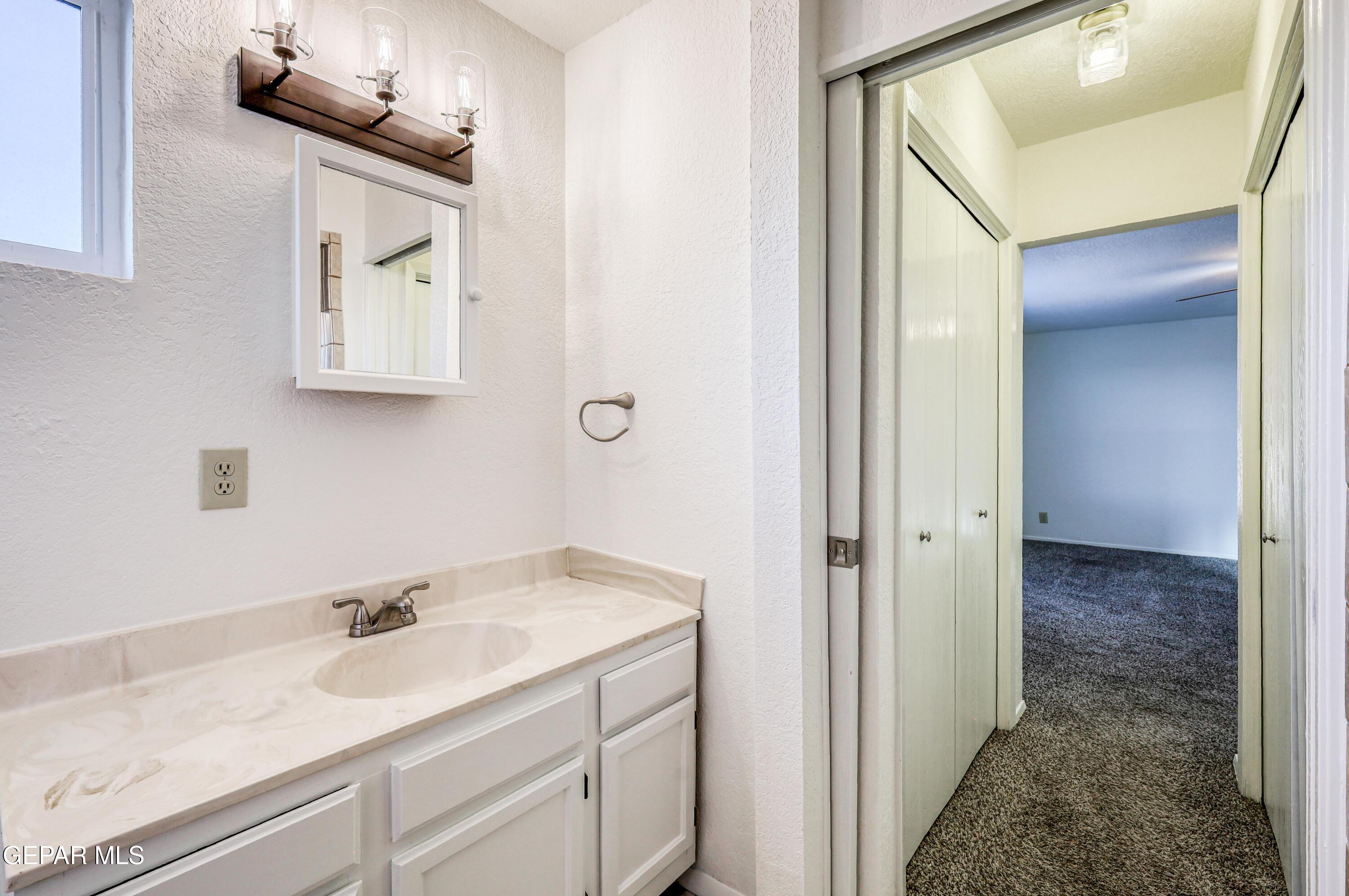 293 Atlantic Road, Unit A & B El Paso, TX 79922 - Photo 95 of 111 IMG_7271_HDR