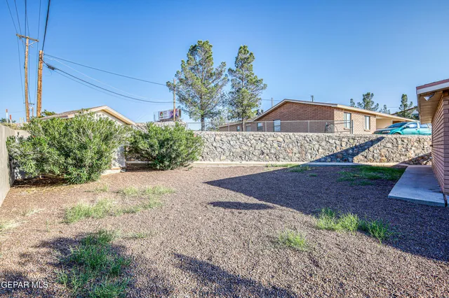 $468,500 | 293 Atlantic Road, Unit A & B, El Paso, TX 79922