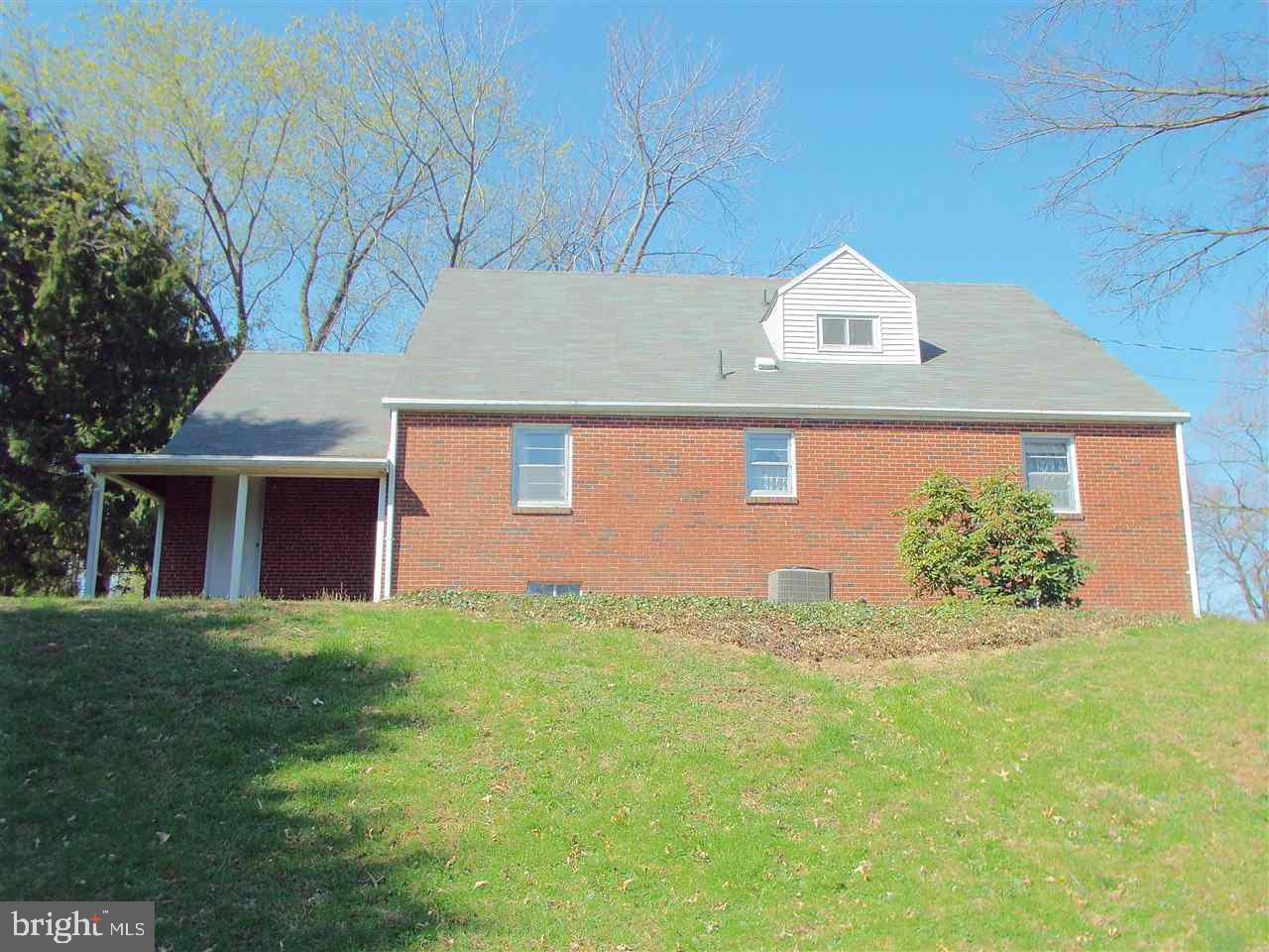 251 Reeser Road Camp Hill, PA 17011 - Photo 2 of 16 Gallery Image 2