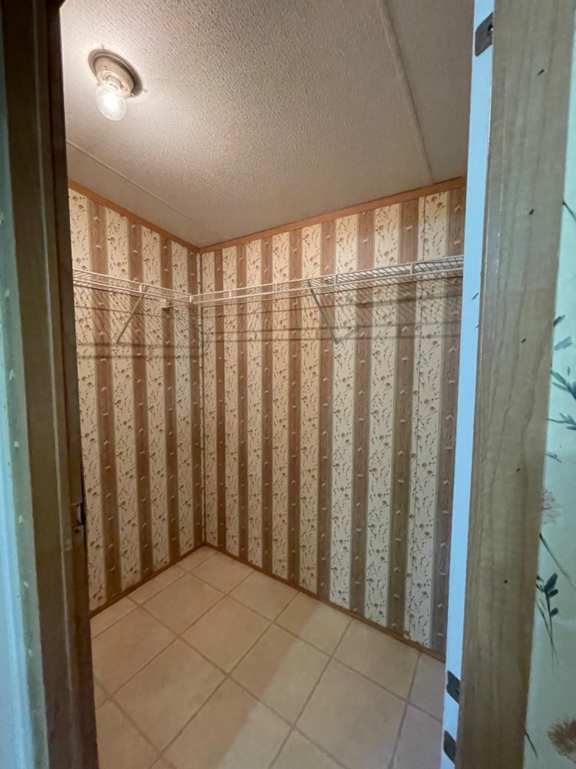 6470 Donaldson Road Mount Sterling, KY 40353 - Photo 11 of 18 Master BR Walk-in Closet