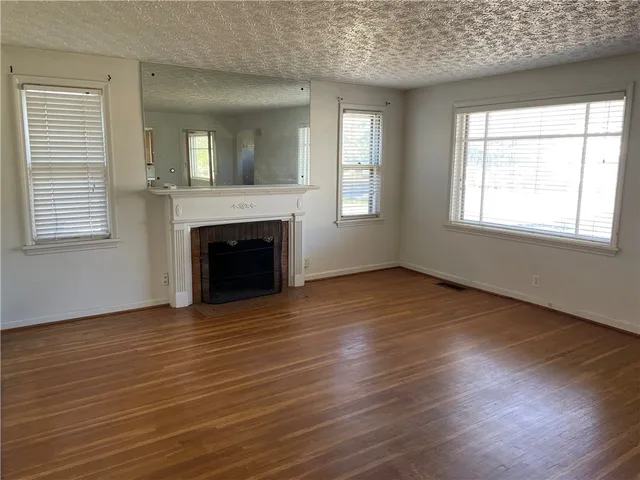 $149,900 | 2463 Browncroft Boulevard, Penfield, NY 14625