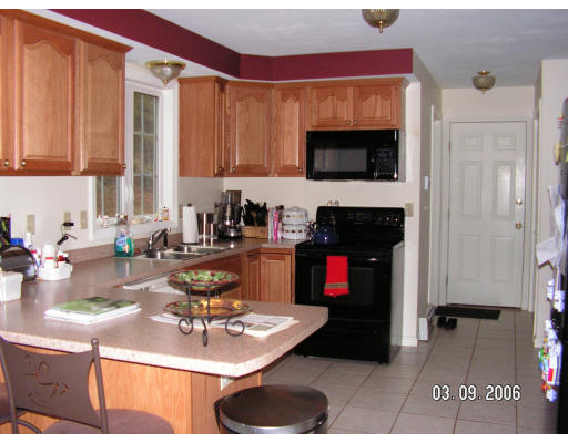145 Rice Corner Road Brookfield, MA 01506 - Photo 4 of 12