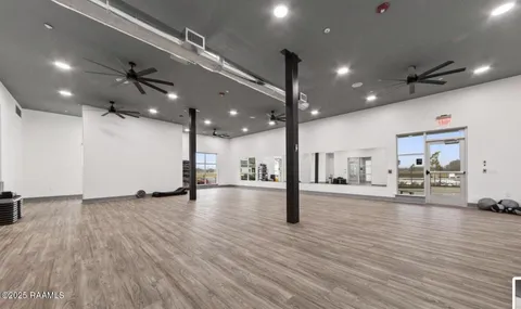 $109,999 | 411 E Villager Avenue, Scott, LA 70583