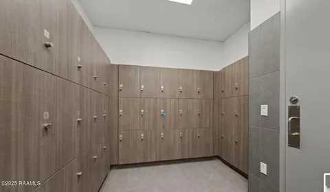 $109,999 | 411 E Villager Avenue, Scott, LA 70583