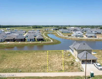 $109,999 | 411 E Villager Avenue, Scott, LA 70583