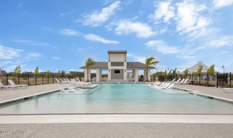 $109,999 | 411 E Villager Avenue, Scott, LA 70583