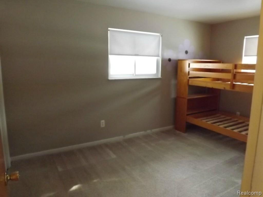 2186 West Drahner Road Oxford, MI 48371 - Photo 12 of 17 Gallery Image 12