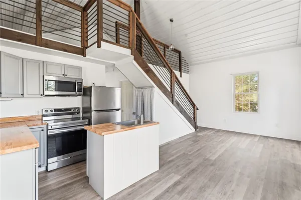 $875,000 | 5315-5319 Bassett Road, Burdett, NY 14818