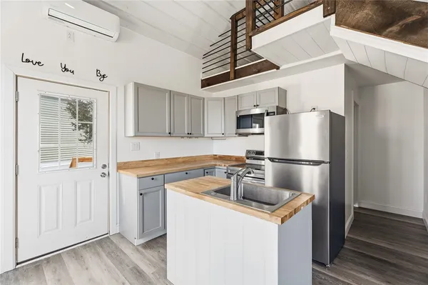 $875,000 | 5315-5319 Bassett Road, Burdett, NY 14818