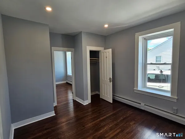 $2,000 | 301 Roosevelt Drive, Unit 1, Derby, CT 06418