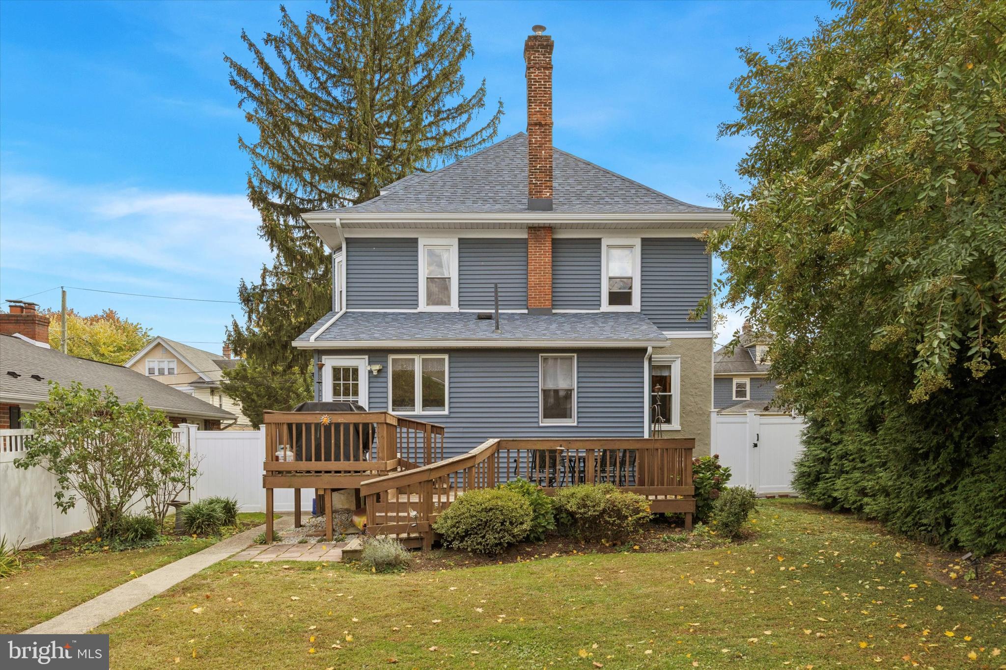 16 Chelten Road Havertown, PA 19083 - Photo 22 of 24 a front view of a house with garden