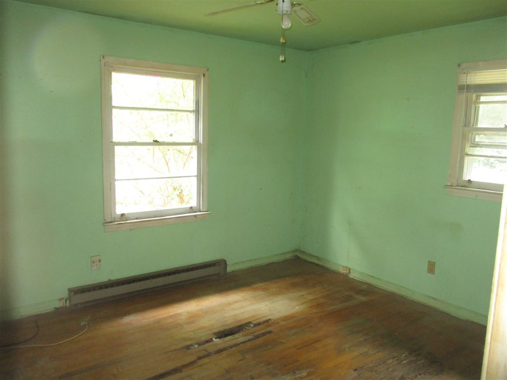 103 Pinson Street Honea Path, SC 29654 - Photo 11 of 14